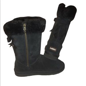 LAMO BLACK SUEDE WINTER BOOTS NEVER WORN SIZE 9